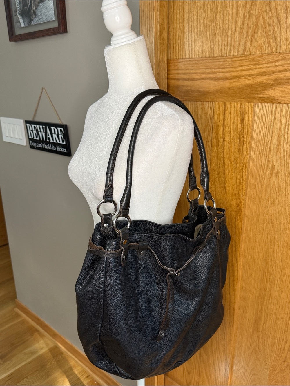 Maurizio Taiuti Black Leather Shoulder Bag with Brown Trim